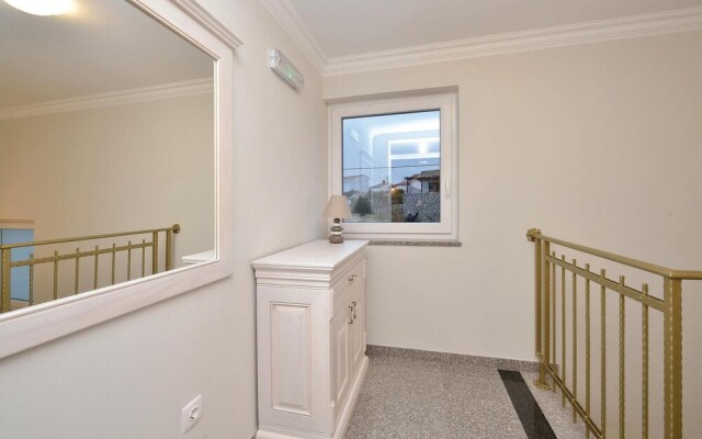 Awesome Home in Kosljun With Wifi and 7 Bedrooms