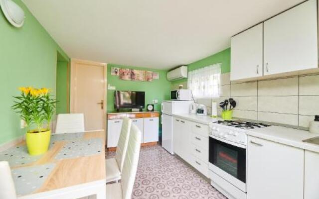 Seafront Apartment Jadri