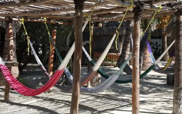 Holbox Hostel & Cabanas Ida y Vuelta Camping