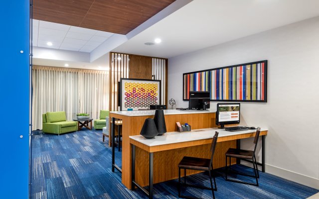 Holiday Inn Express And Suites Santa Ana - Orange County, an IHG Hotel