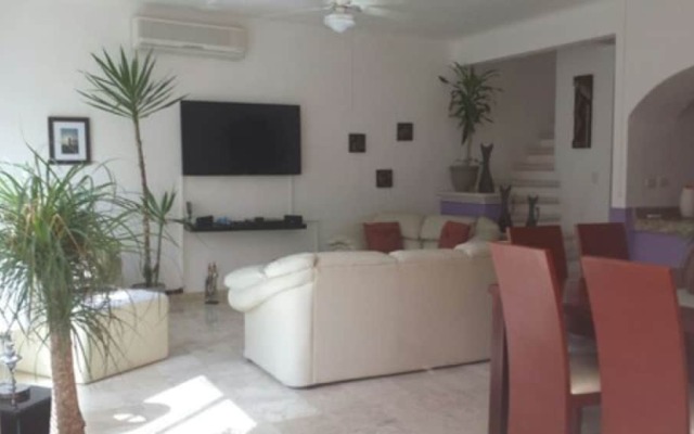 Apartamento PlayaDelCarmen 522 by Sinbad