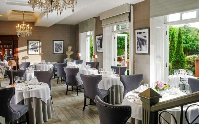 Hayfield Manor Hotel
