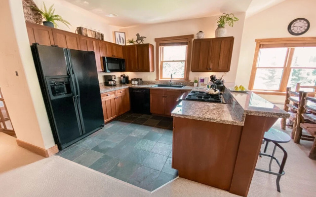 Red Hawk Townhomes 2338