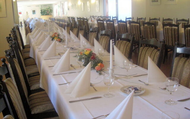 Steakhouse 27 HOTEL