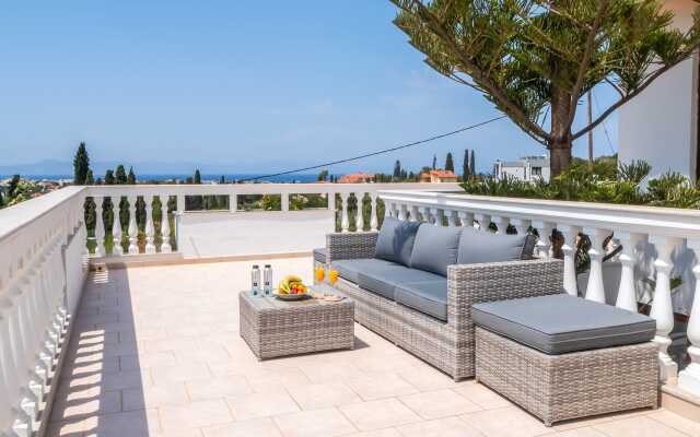 Red Rose Luxury Villa