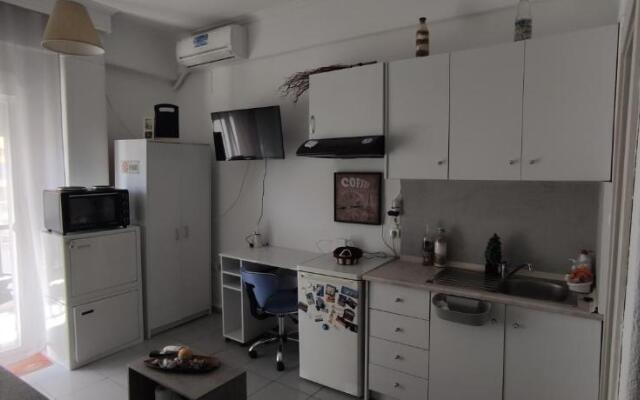 Square Studio