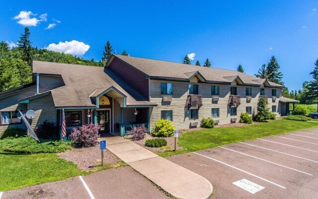 The Mountain Inn at Lutsen