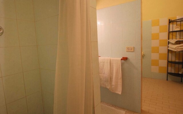 A Quaint Farmhouse in Paciano with Swimming Pool