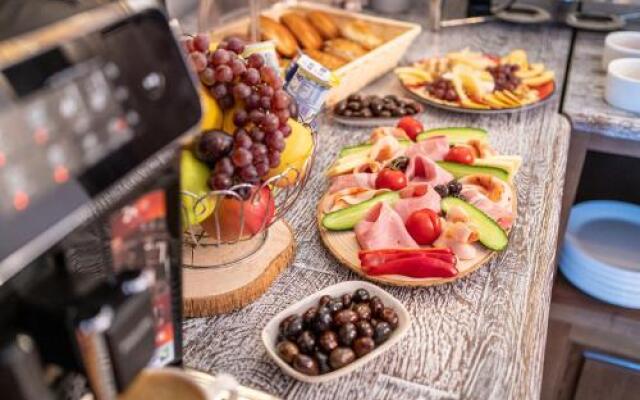 RED CONFORT HOTEL Boutique