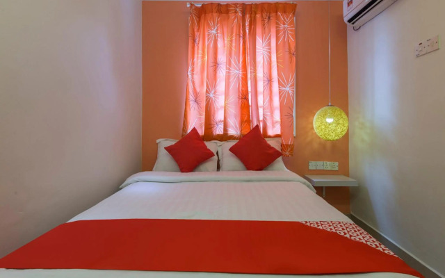 Super OYO 761 City Hotel