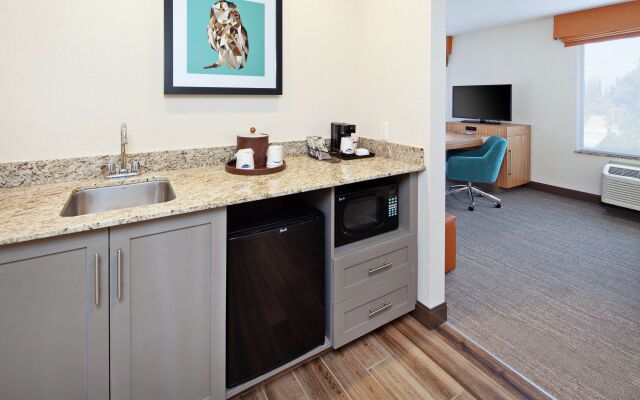 Hampton Inn & Suites Chino Hills
