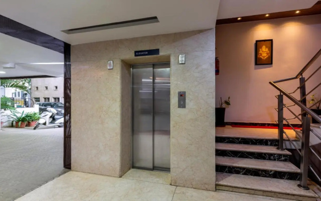 Smile Stay Hiland Suites
