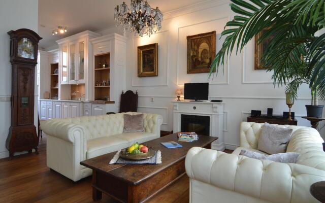Beautifully Restored House For Up To 8 Personen.