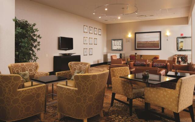 DoubleTree by Hilton Pittsburgh - Monroeville Convention Ctr