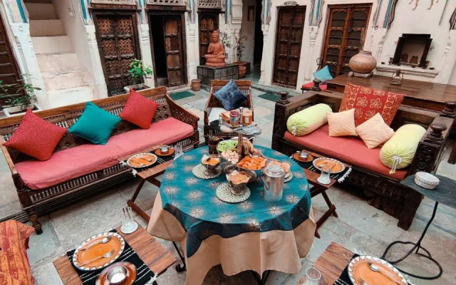 Shruti's Vedaaranya Haveli at Ramgarh Shekhawati