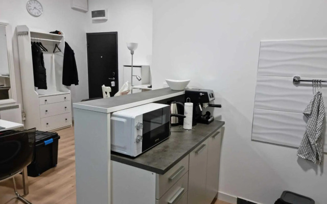 Klimt Business Grade All New Comfortable Apartment