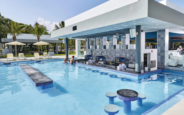 Hotel Riu Tequila - All Inclusive