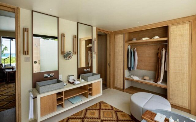 kuda Villingili Resort Maldives