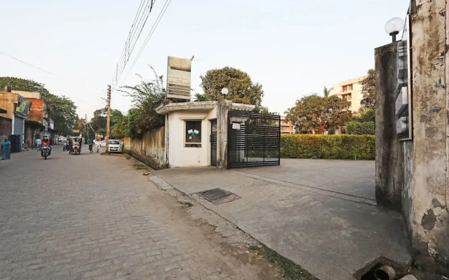 OYO 2855 Hotel Sanskriti Greens