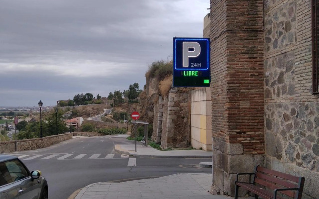 La Balconada de Toledo - PARKING GRATIS - 2 HABITACIONES