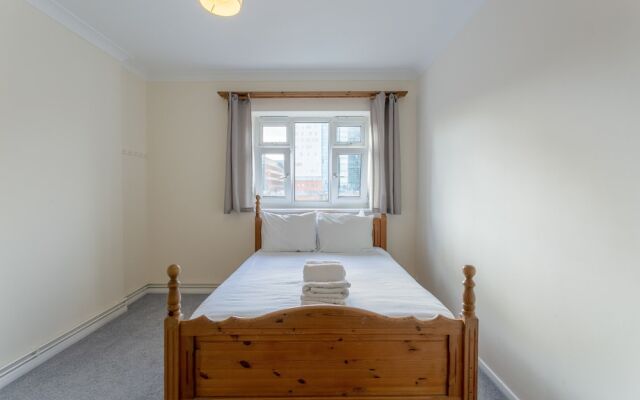 Whitechapel 2 Bedroom Flat