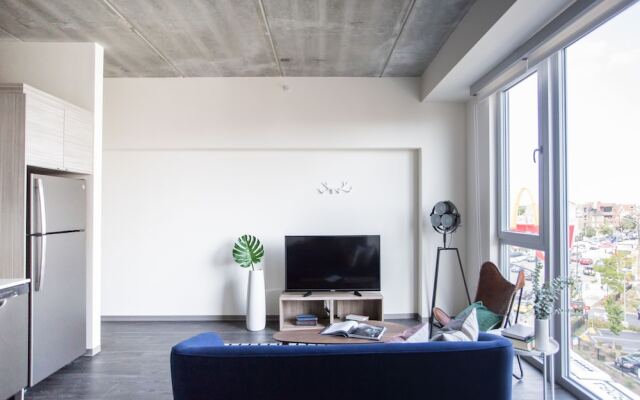 Industrial Wicker Park Suites by Sonder