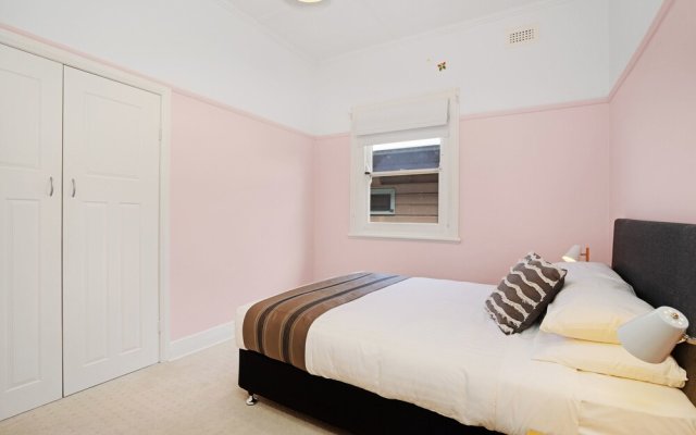 Newcastle Executive Homes - Cooks Hill Cottage