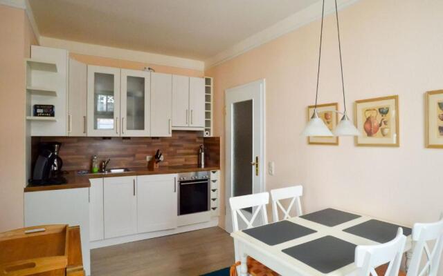 Appartement mit Meerblick, 2 Schlafzimmern und Balkon SV 012