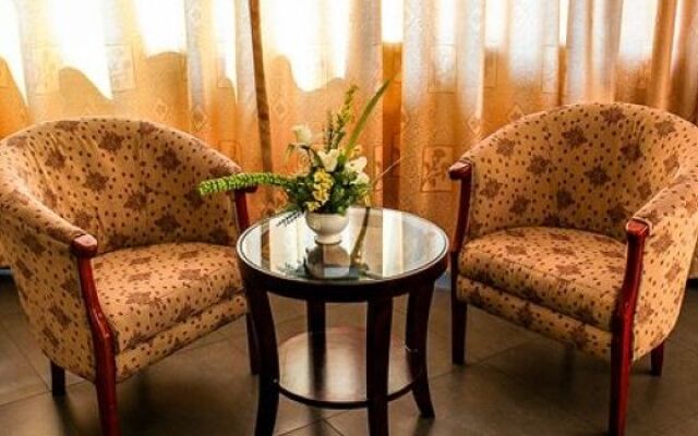 Maxlot Hotel