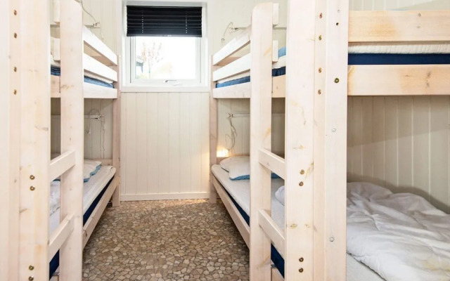 10 Person Holiday Home in Ronde