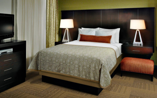 Staybridge Suites St Louis - Westport by IHG