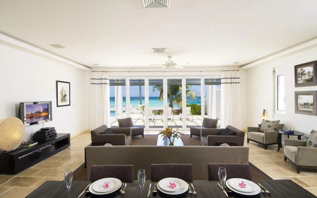 Coral Beach Club Villas & Marina