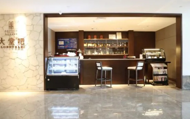 Zhangzhou Longjia Hotel