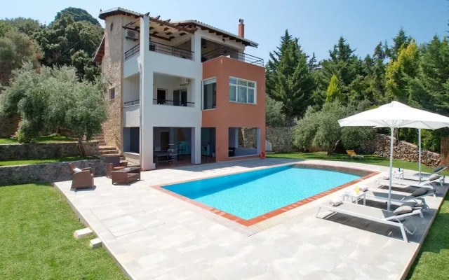 Villa Avra in Vrises