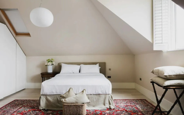 Priory Road by Onefinestay