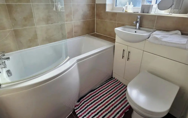 Willow Retreat - Charming House in Burbage