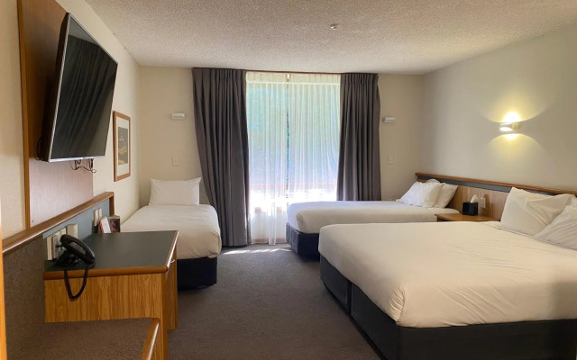 Swiss-Belresort Coronet Peak