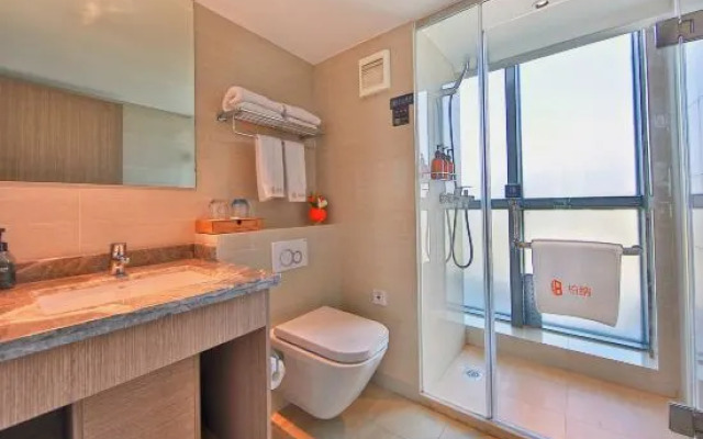 YUN MAN Suites Hotel