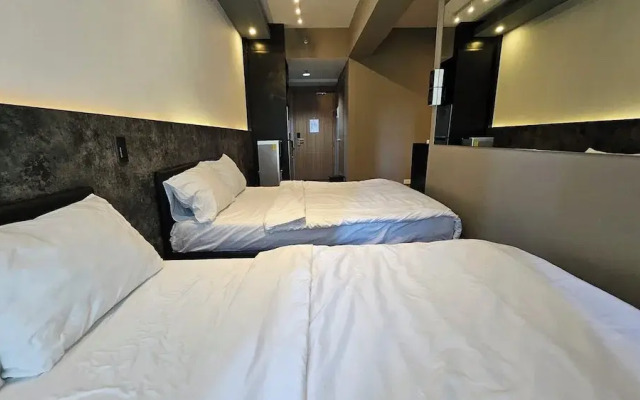 Shore 3 Residences by LUXE