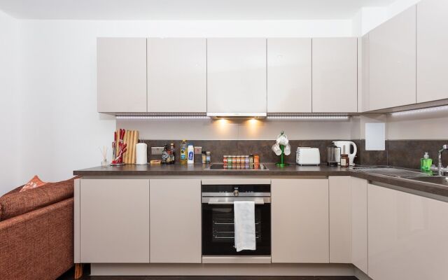 Lovely Modern 1 Bed Flat in Dalston Junction
