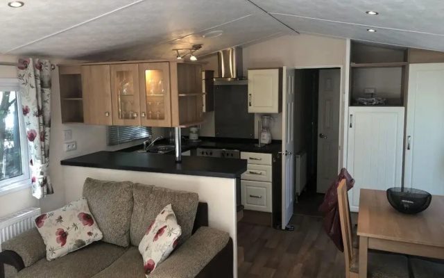 Chalet Near Antwerp With Nature Trails