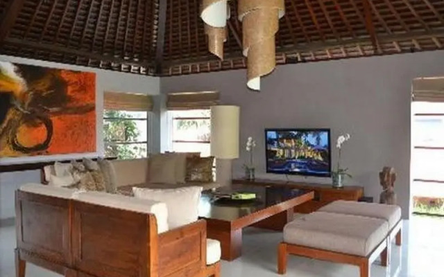 Villa Mojo Seminyak Bali