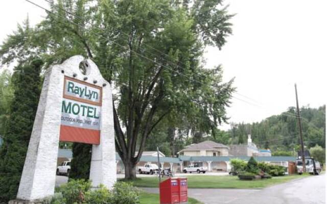 Ray Lyn Motel