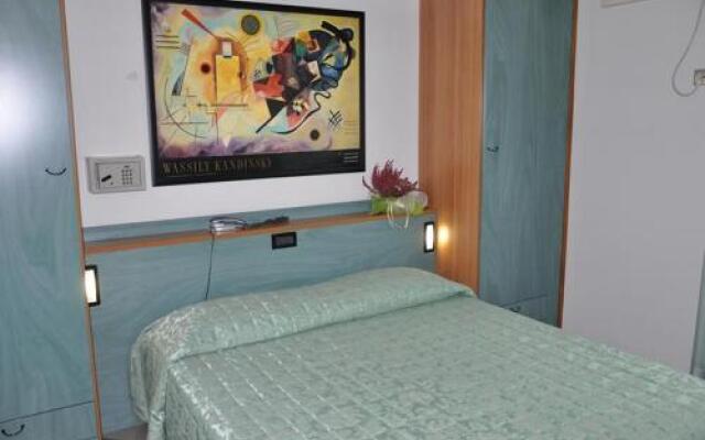 Hotel Bristol