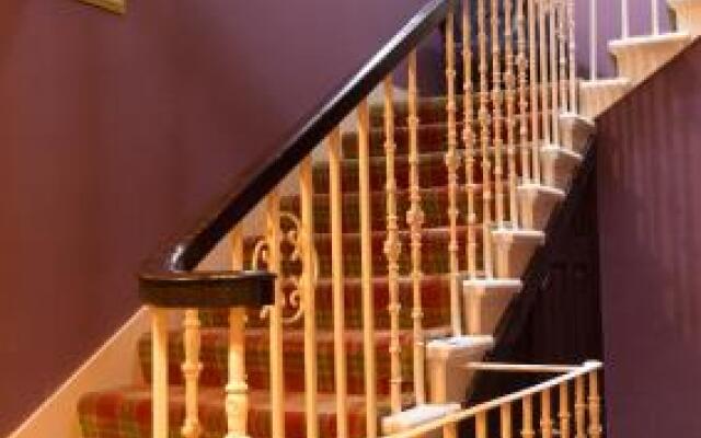 Ahaven B & B