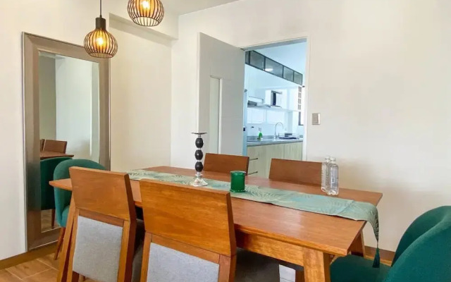 Lovely 2BR With Balcony in Miraflores