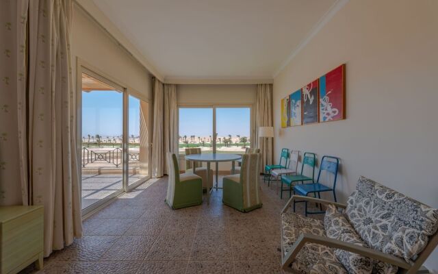 Vesta - Luxury APT II - 2BR - Golf