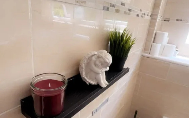 Birmingham Aprt- 2bdr- Sleeps4-close to City