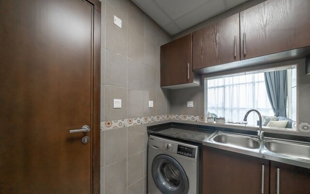 Beautiful 1b flat in Oudah Tower