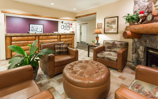 Super 8 by Wyndham Wheatland Wyoming